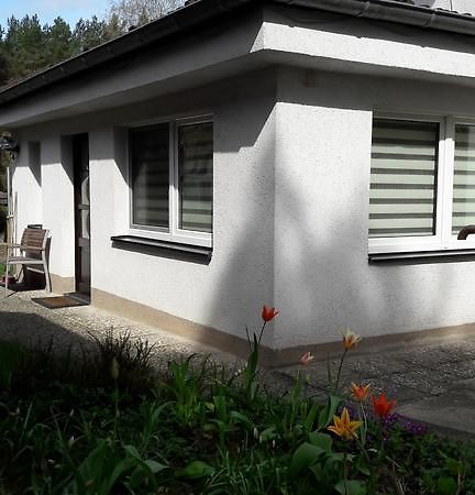 Ferienhaus Im Gruenen/Monteurzimmer 오라니엔부르크 외부 사진