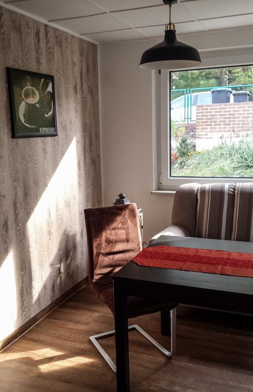 Ferienhaus Im Gruenen/Monteurzimmer 오라니엔부르크 외부 사진
